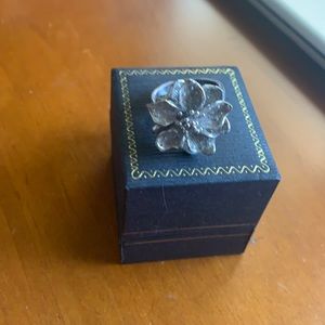 Sterling silver flower ring